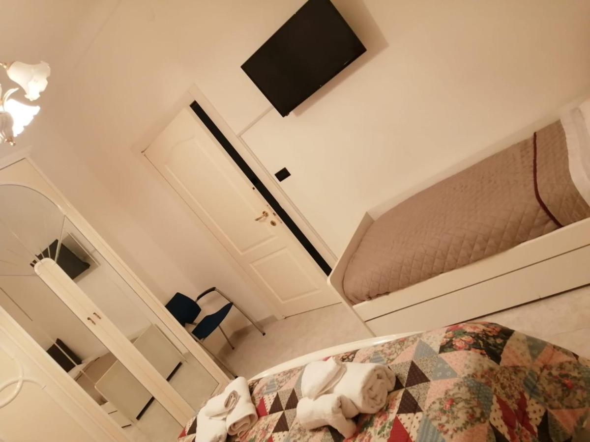 Apartamento La Casa Nel Vico Locorotondo Exterior foto